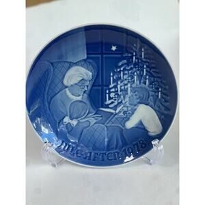 1978 A Christmas Tale Copenhagen Porcelain signed plate grandma kids